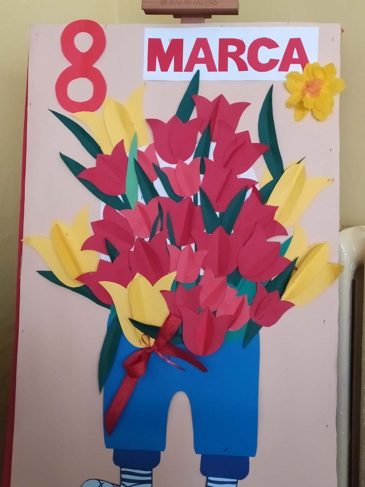 Plakat z tulipanami